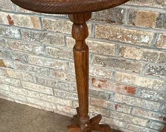Oak Pedestal Plant Stand Style