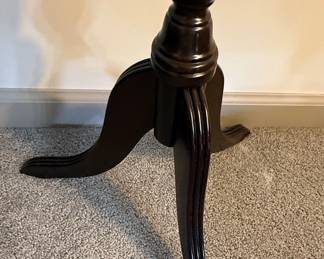 Traditional Pedestal Plant Stand