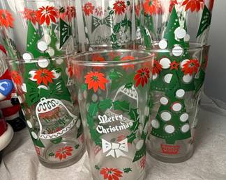Vintage Hazel Atlas Christmas Tumbler Set
