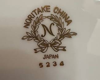 Noritake Lindrose 5234 China Set