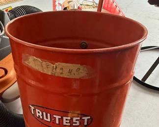 Tru-Test Cyclone Seeder Push Spreader