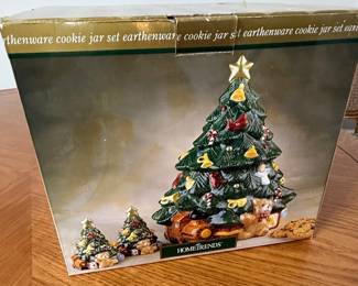 HomeTrends Christmas Tree Cookie Jar Set with Shakers