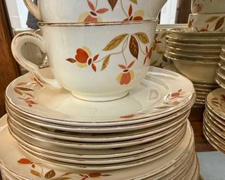 Hall Autumn Leaf Jewel Tea 35 Piece Dinnerware Set