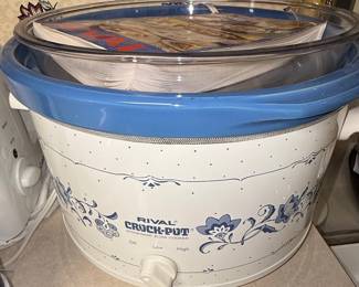 Rival Crock-Pot 3.5 Qt Blue Floral Slow Cooker Model 3150