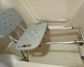 Adjustable Bath Transfer Bench with Back