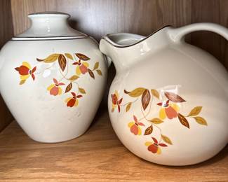Hall Superior Quality Autumn Leaf Dinnerware Set