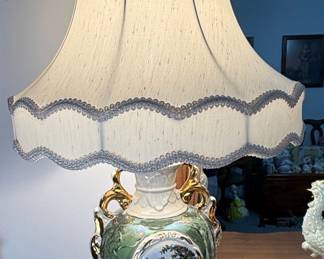 Victorian Courting Couple Porcelain Urn Table Lamp