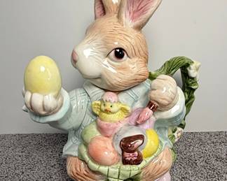 Fitz and Floyd Easter Bunny Teapot