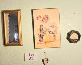 Lot 112 Wall decor