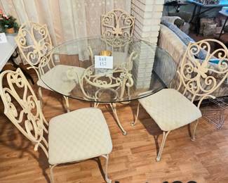 Lot 132 Metal glass table, 4 chairs