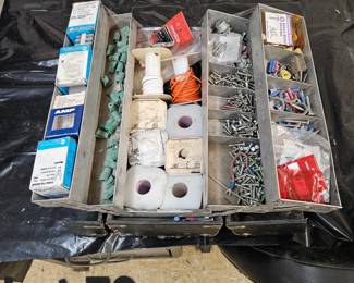 Lot 70 screws and more