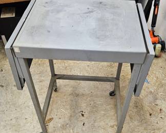 Lot 71 vintage typing table detail
