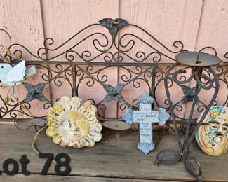 Lot 78 Metal decor and wall decor