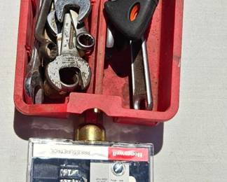 Lot 11 Gauges, wrenches, etc