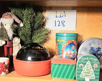 Lot 128 Christmas tins decor