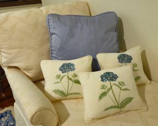 Chaise lounge