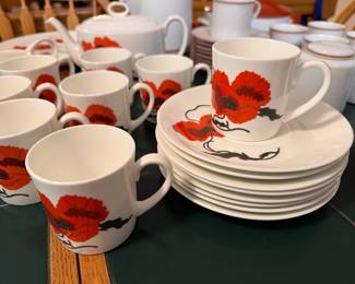 Vintage Wedgwood Susie Cooper Corn Poppy Tea Cup & Saucer Set, dishes, teapot, sugar/creamer 