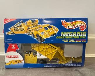 Hot Wheels MegaRig Construction Site