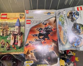 Vintage LEGO Boxed Sets: Knights Kingdom, RoboRiders, and Drome Racers