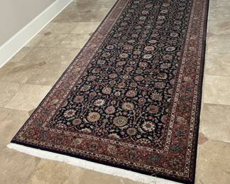 Hand-Knotted Wool Persian Bidjar Style Area Rug