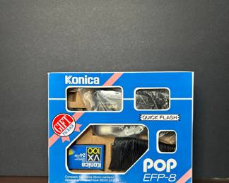 Konica Pop 35 MM Camera Gift Set
