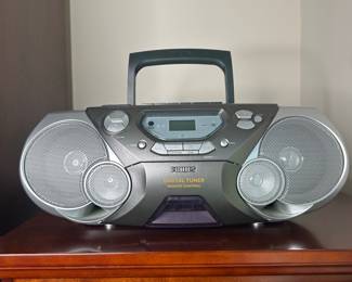 Philips CD Radio Cassette Boombox