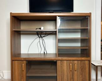 Gusdore Entertainment Center