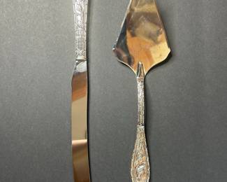 Bombay Company Cake Serving Set