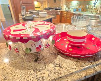Christmas peppermint cake stand & chip-dip set