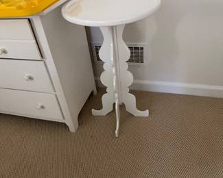 Cute vintage table