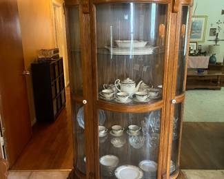 Now front curio
