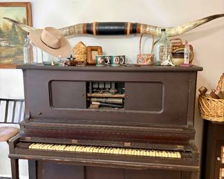 Player Piano (Longhorn not for sale)