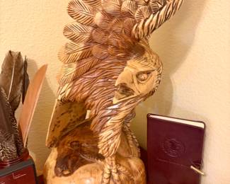 Large Eagle sculpture 