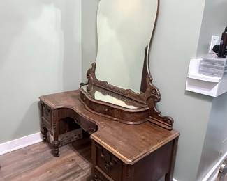 Antique Carved Mahogany Dressing Table with Mirror