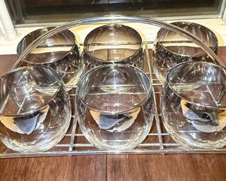 Dorothy Thorpe Style Silver Fade Roly Poly Glasses with Chrome Caddy