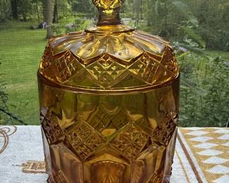 Anchor Hocking Wexford Amber Covered Jar