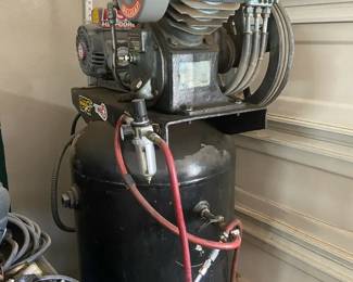 Super Sized 14 Gallon Shop Vac