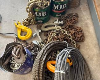 Assorted Harley Davidson Pieces