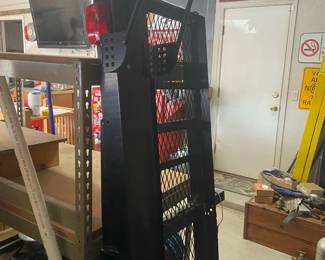 Awesome Office Chair And Supplies To Go With It