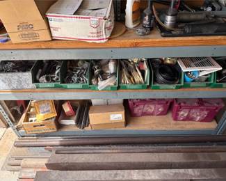 Great Garage Lot With Cabinet