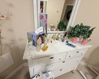 vintage shabby dresser