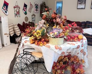 found decor, wreaths, centerpieces, cornucopia