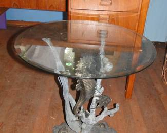 Seahorse Table
