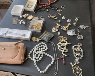 costume jewelry