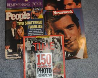 Vintage  Magazines Kennedy Family 