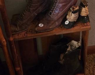 Wemons 1900 shoes