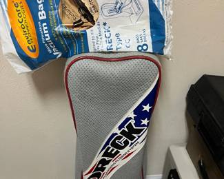 Oreck XL (Xtended Life) vacuum with extra bags $50