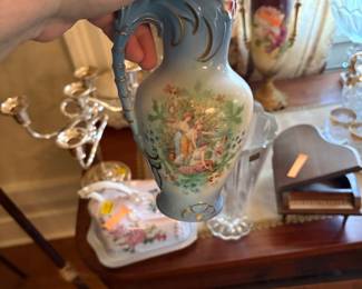 Misc Victorian decorator items priced separately 