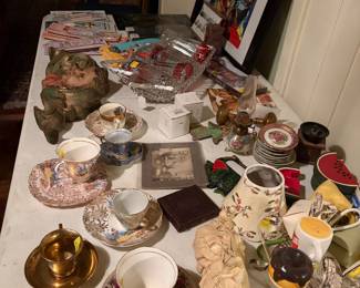 Misc Victorian style decorator items each priced separately 
