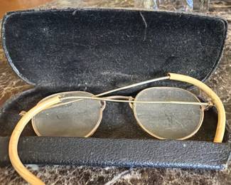 Old antique spectacles in original case